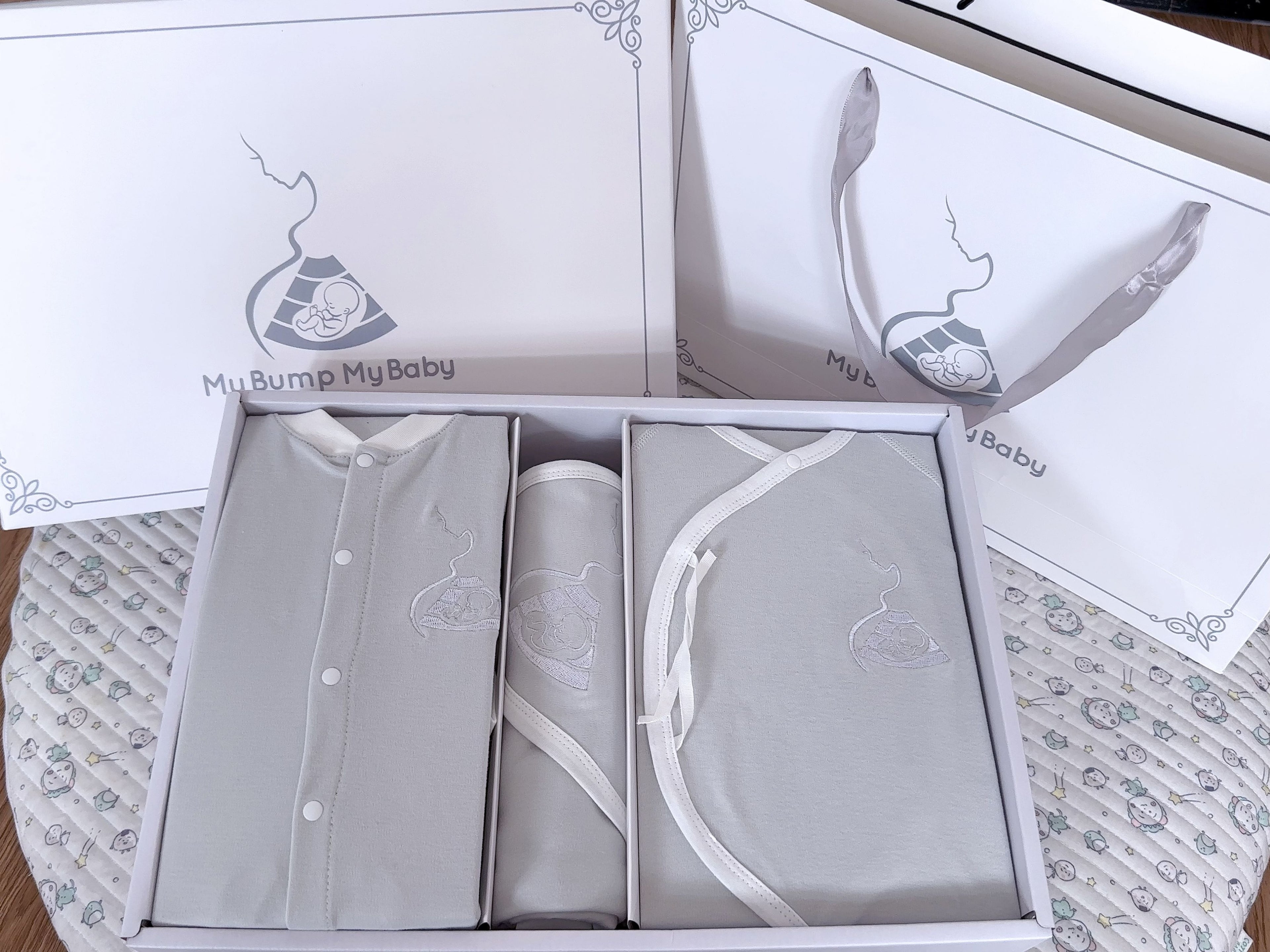 Signature 21-Piece Gift Set